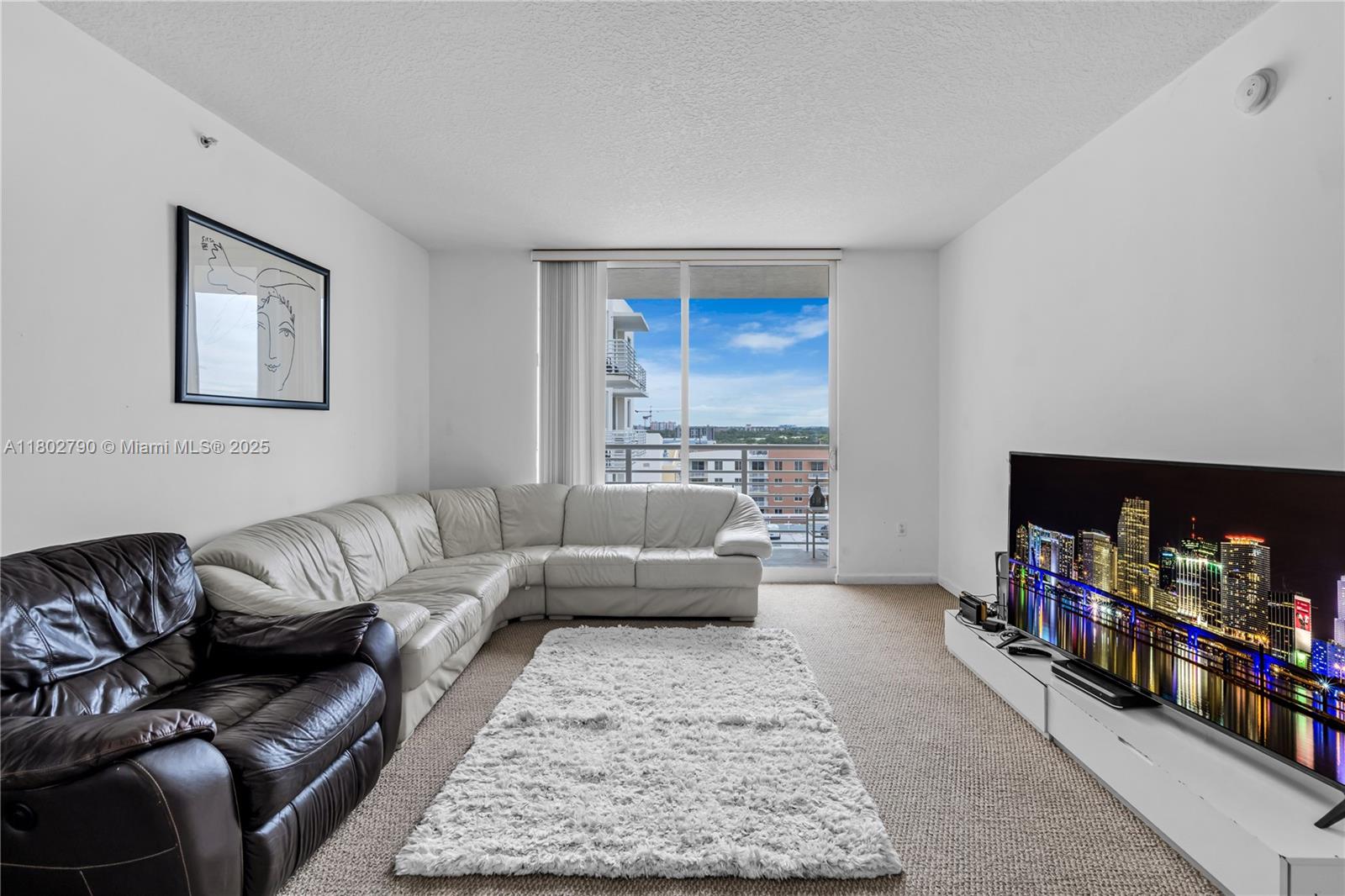 VENTURE AT AVENTURA EAST - Residential