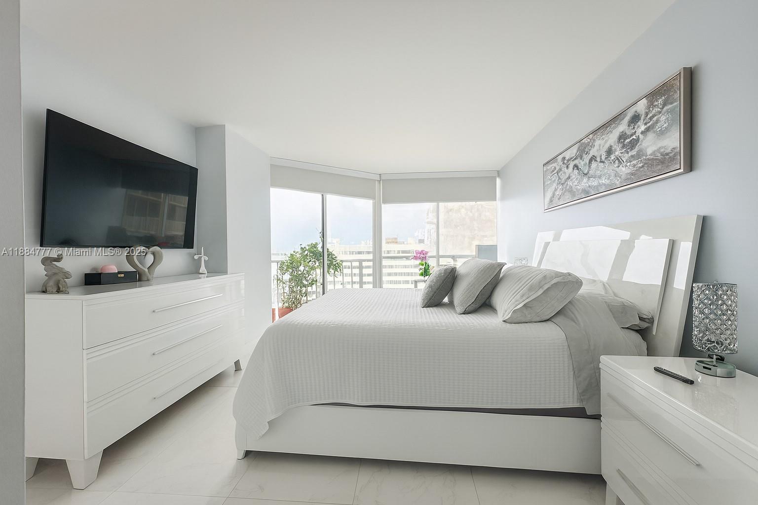 THE GRANDVIEW PALACE COND - Residential Lease