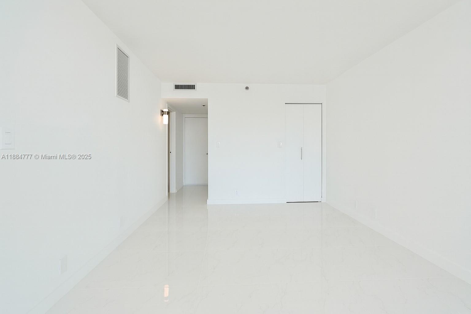 THE GRANDVIEW PALACE COND - Residential Lease