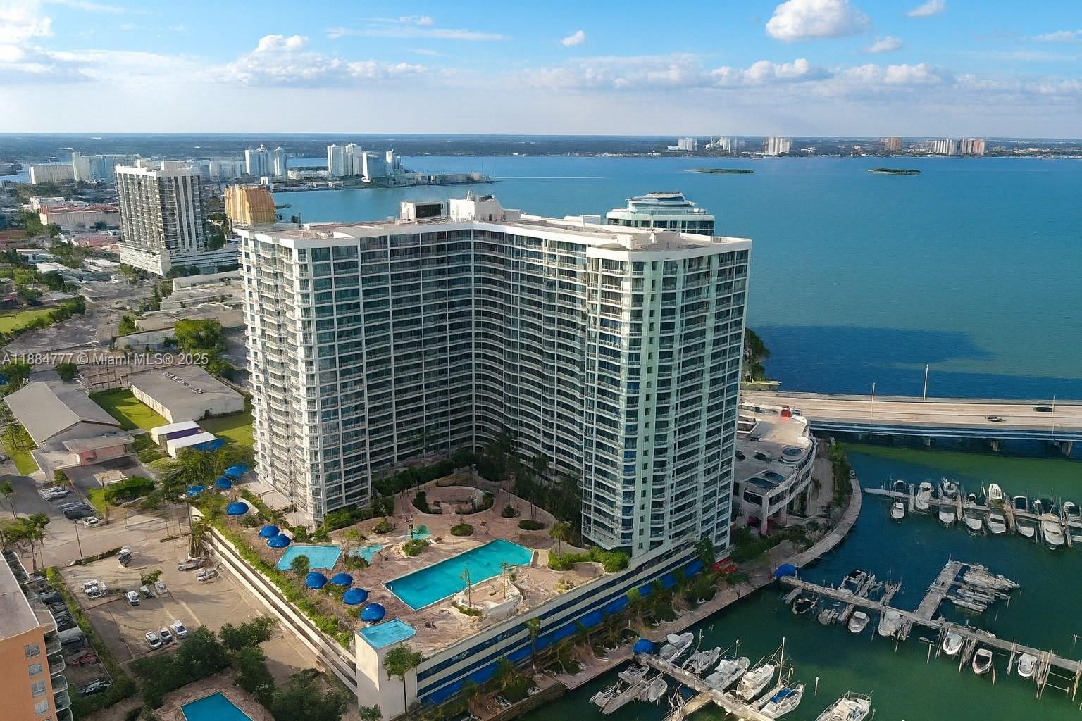 THE GRANDVIEW PALACE COND - Residential Lease