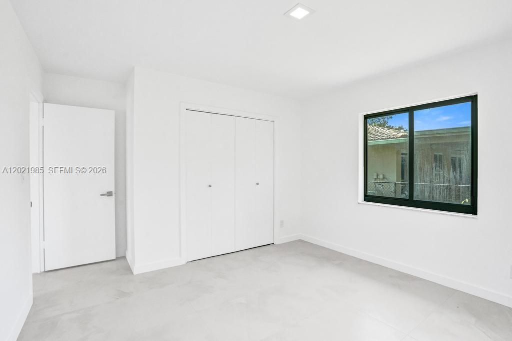 SHADOW WOOD - Residential