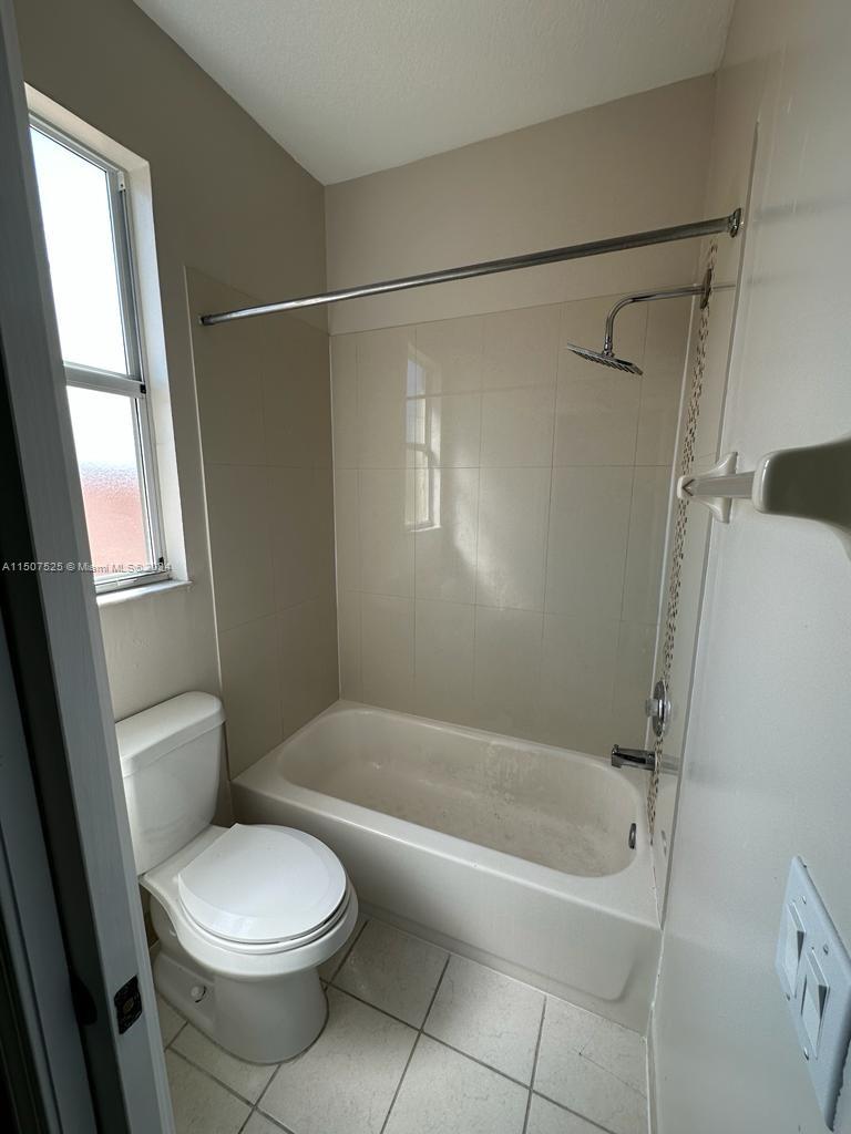 PORTOFINO BAY - Residential Lease