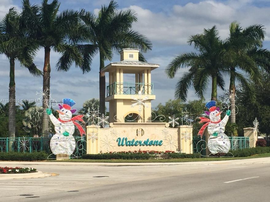 Amazing!!! Property at Portofino Bay inside Waterstone 3 Bed/ 2.5 Baths At Portofino Bay , Just renovate vinyl and ceramic floor, granite counter top, stainless steal appliances,Washer and dryer in the unit, Refrigerator, Diswasher, Stove, Microwave, pool, clubhouse, gym.