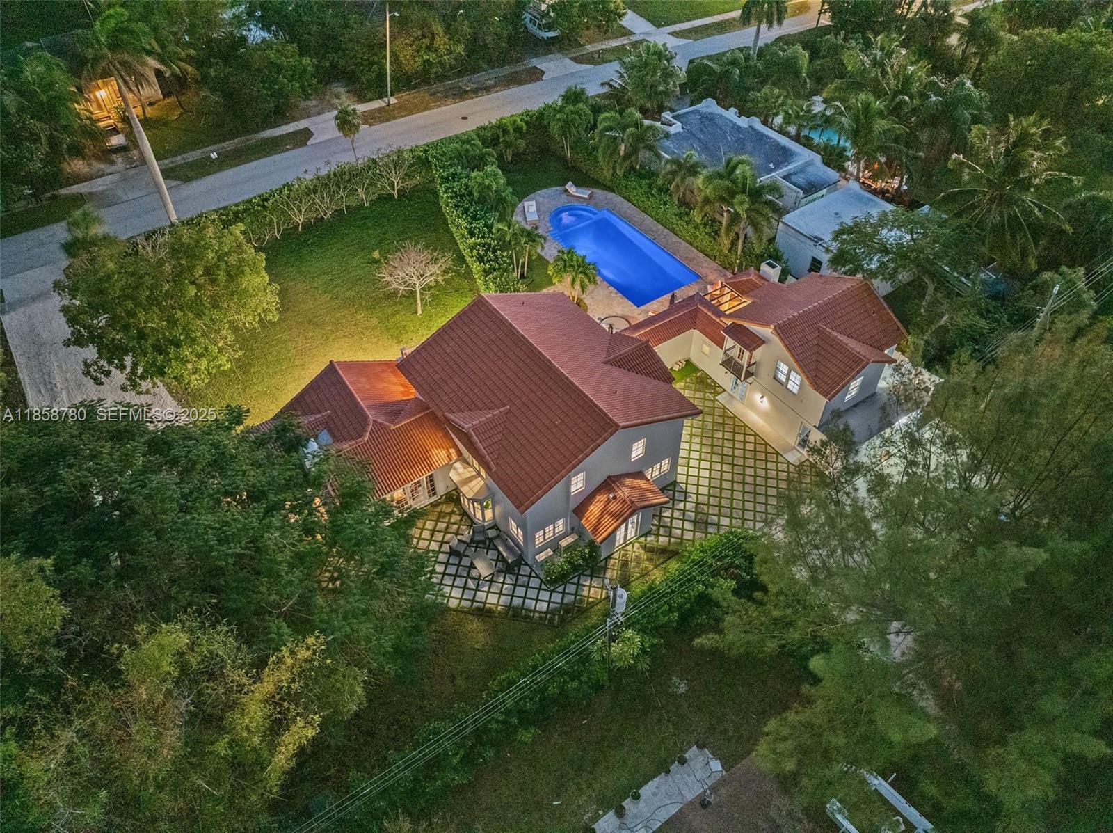 BOYNTON HEIGHTS - Residential Income