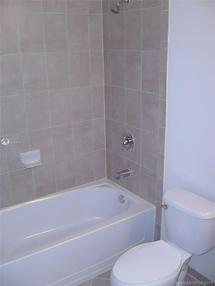 Silver Palm East Sec 03 - Residential Lease