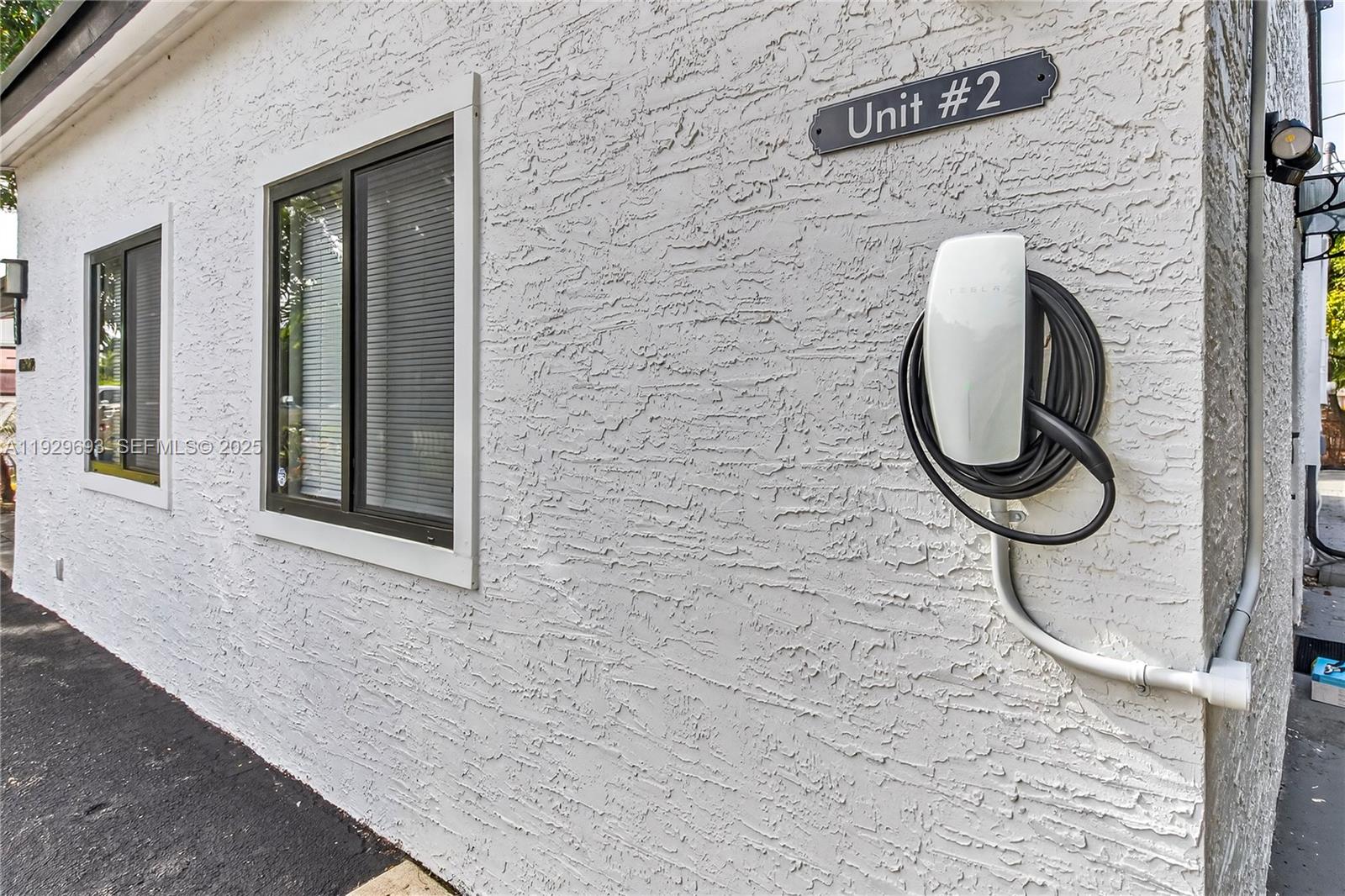 COLLIER MANOR 2ND ADD - Residential Lease