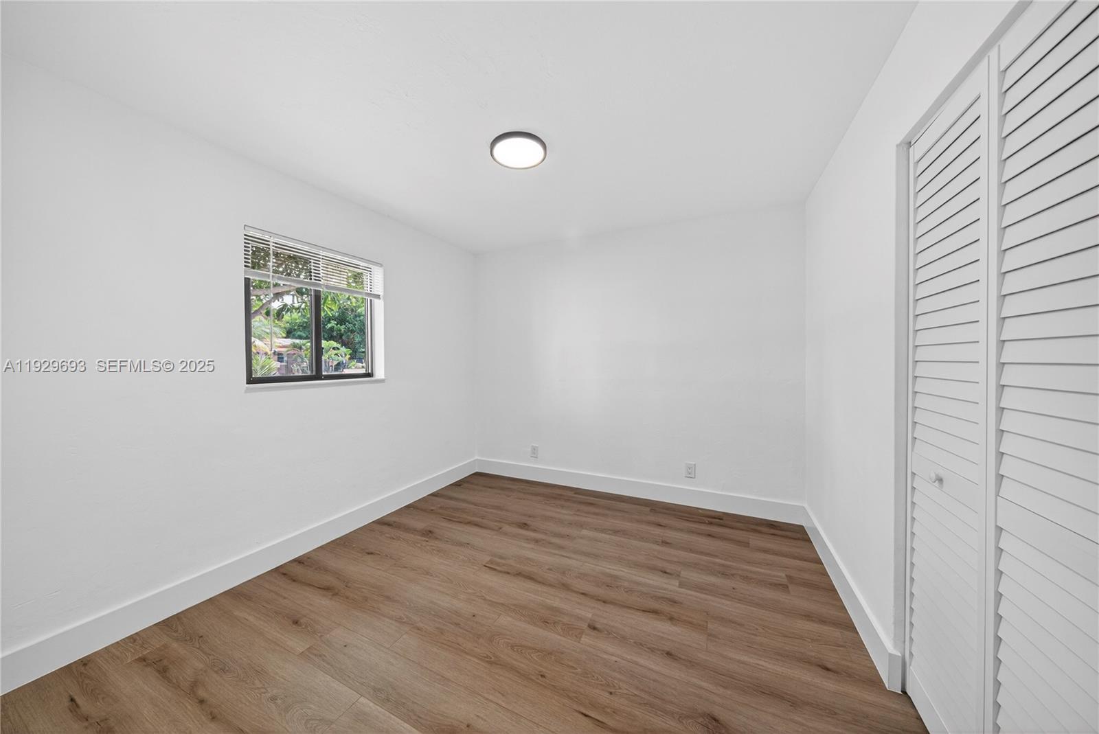 COLLIER MANOR 2ND ADD - Residential Lease