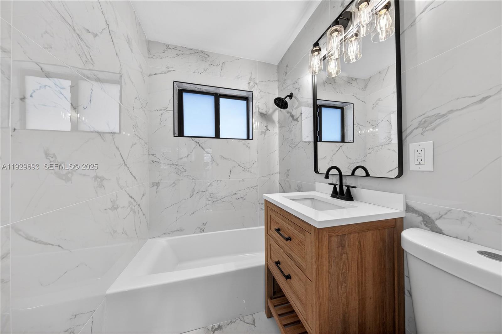 COLLIER MANOR 2ND ADD - Residential Lease