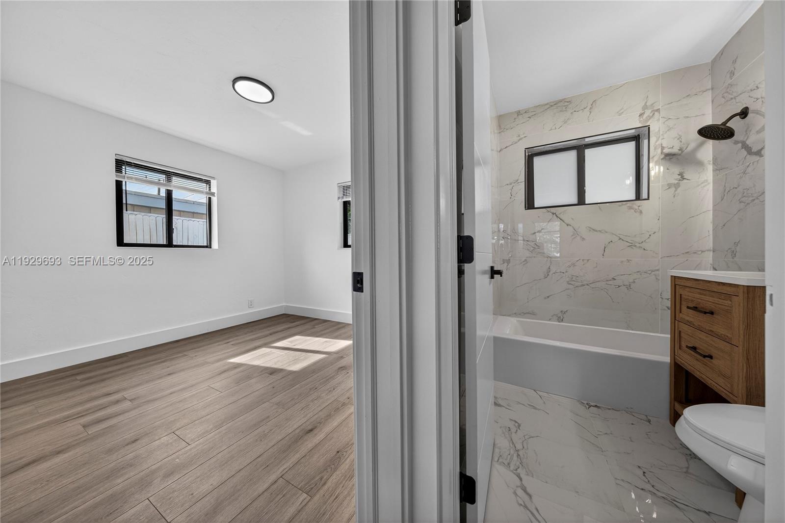 COLLIER MANOR 2ND ADD - Residential Lease