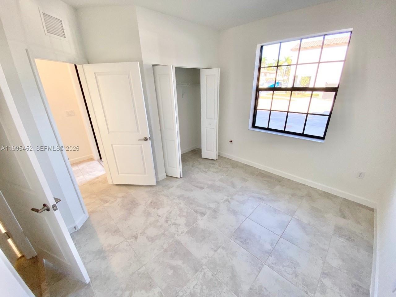 COCO PALM VILLAS - Residential