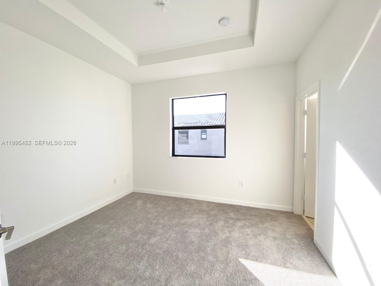 COCO PALM VILLAS - Residential