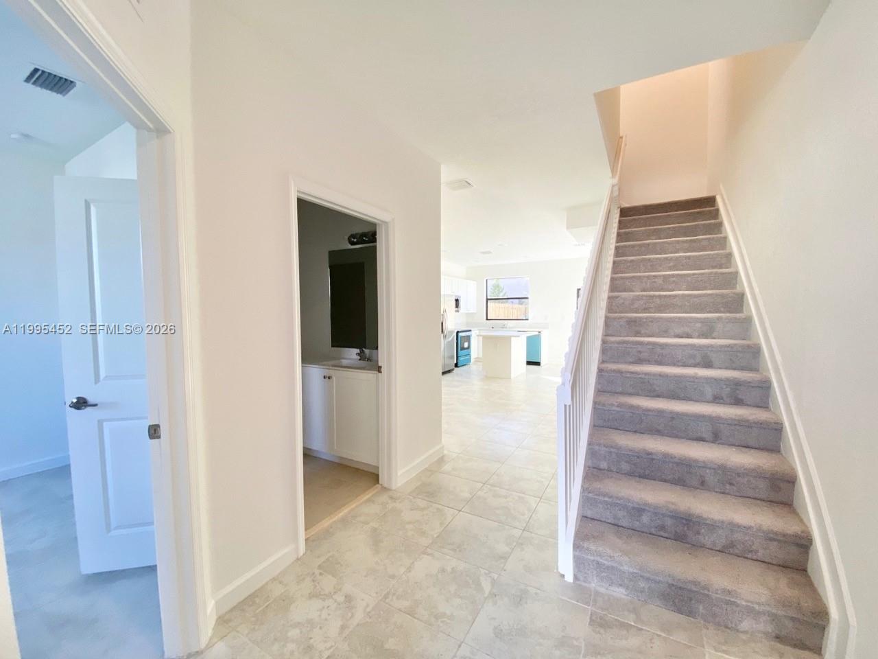 COCO PALM VILLAS - Residential