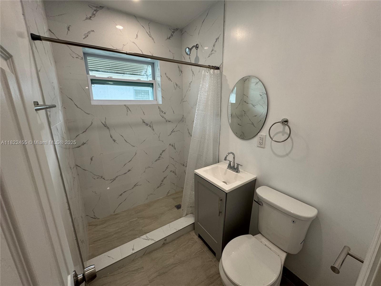 HOLLYWOOD - Residential Lease