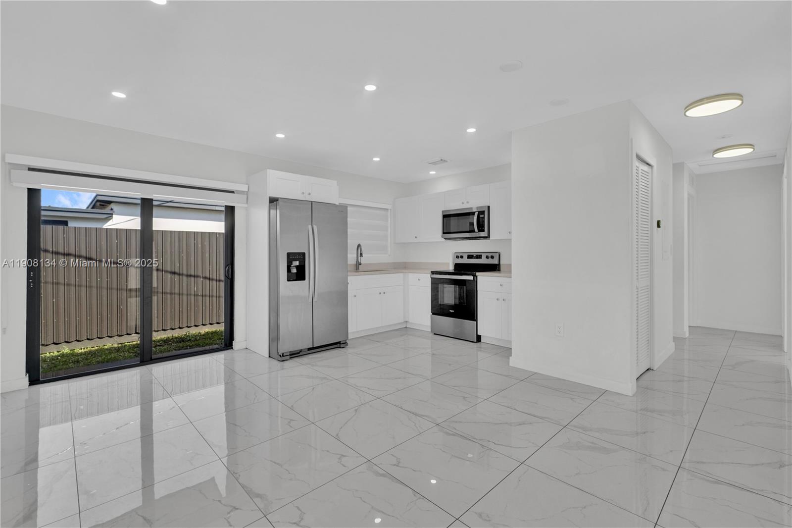 SMITH TERRACE - Residential Lease