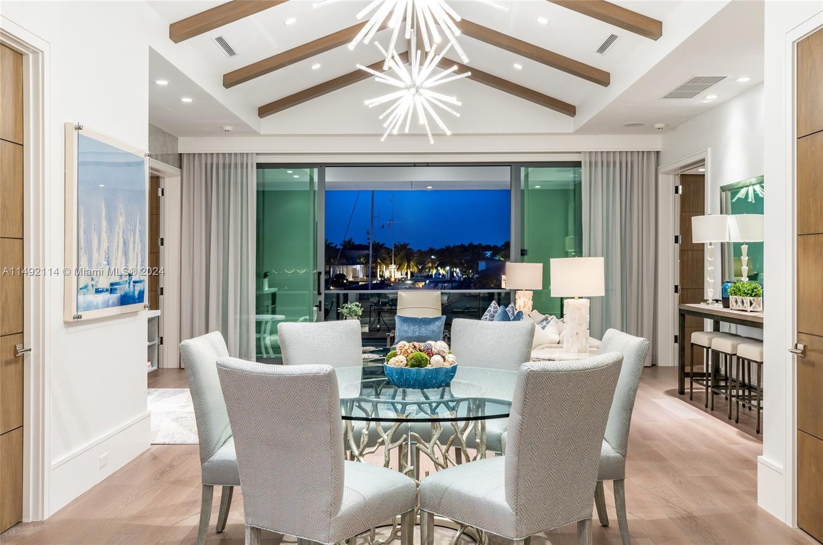 ROYAL PALM YACHT & COUNTRY - Residential