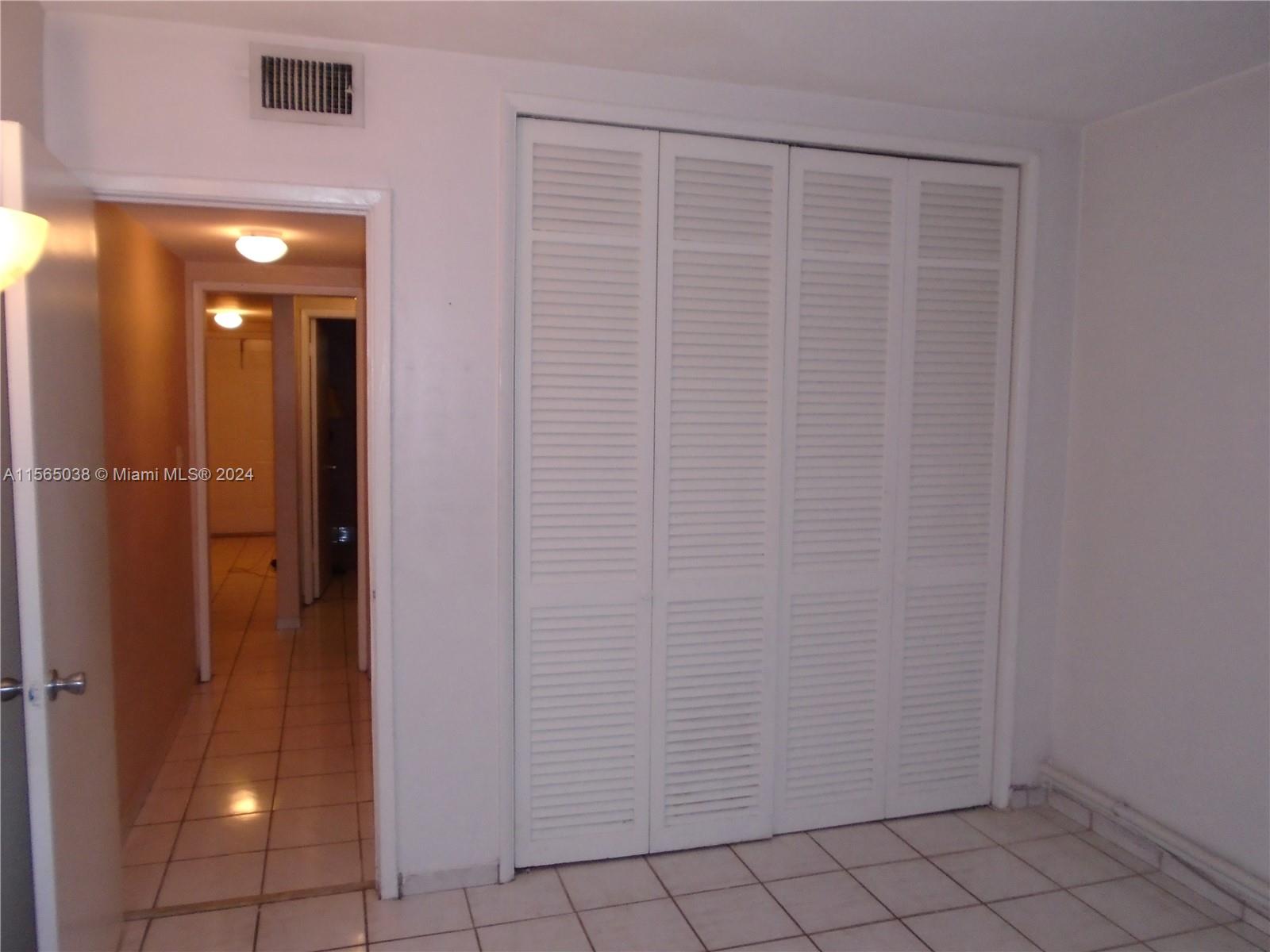 FLORIDIAN ARMS CONDO - Residential