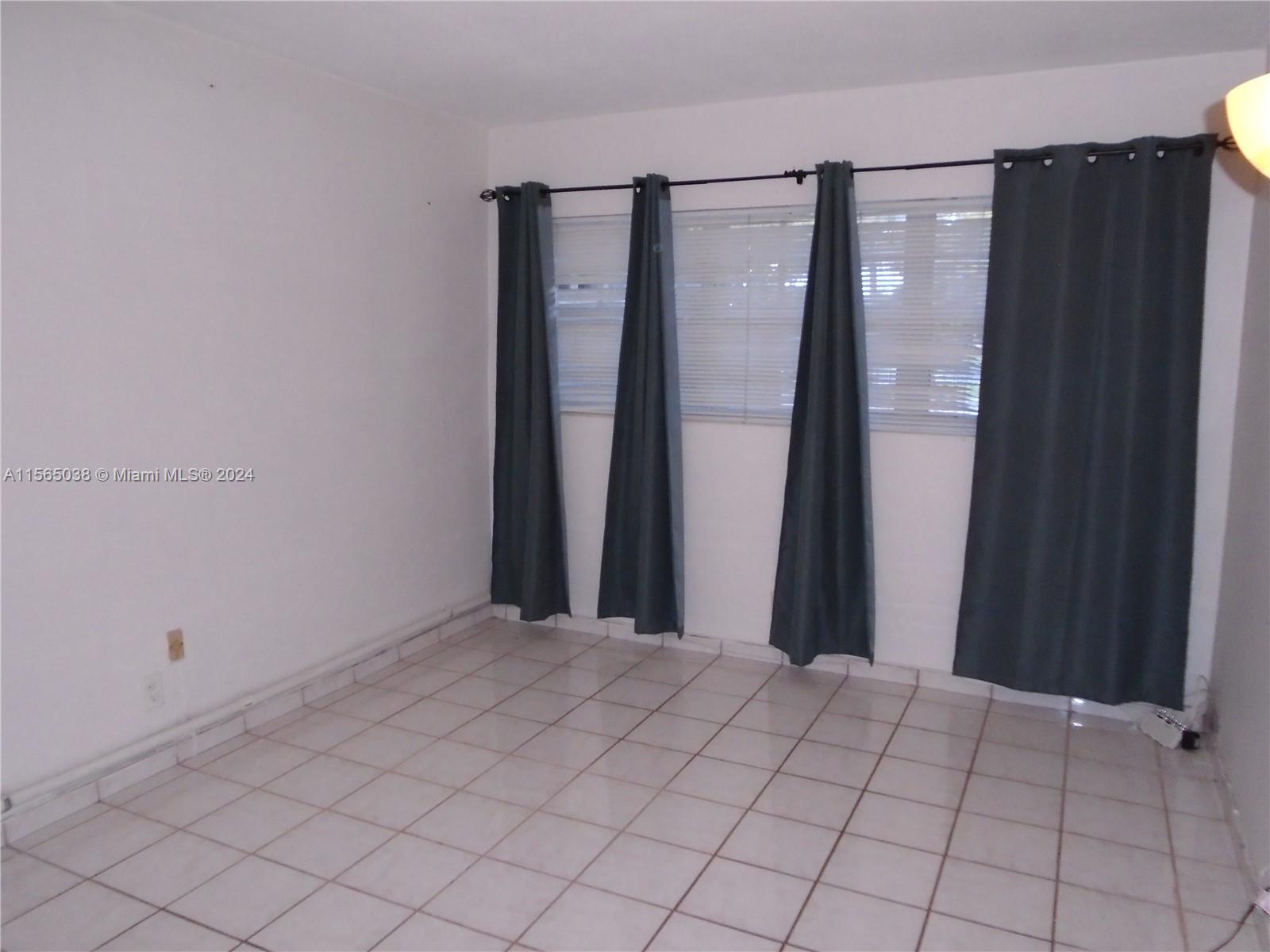 FLORIDIAN ARMS CONDO - Residential