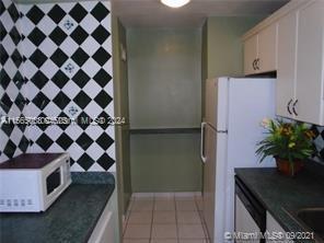 FLORIDIAN ARMS CONDO - Residential