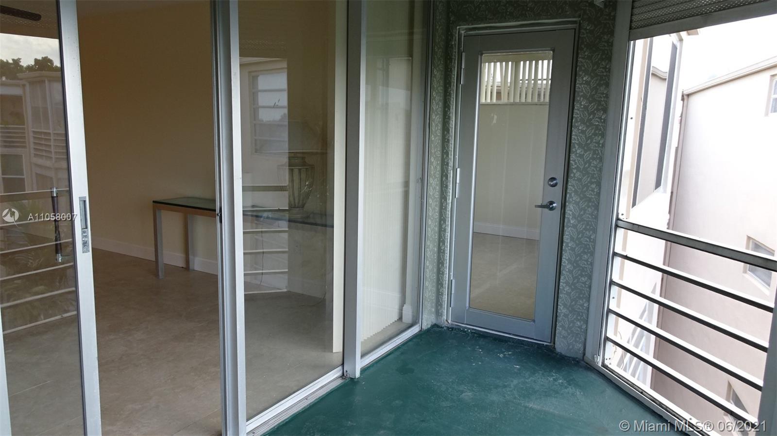 ROLLING GREEN CONDO B - Residential Lease