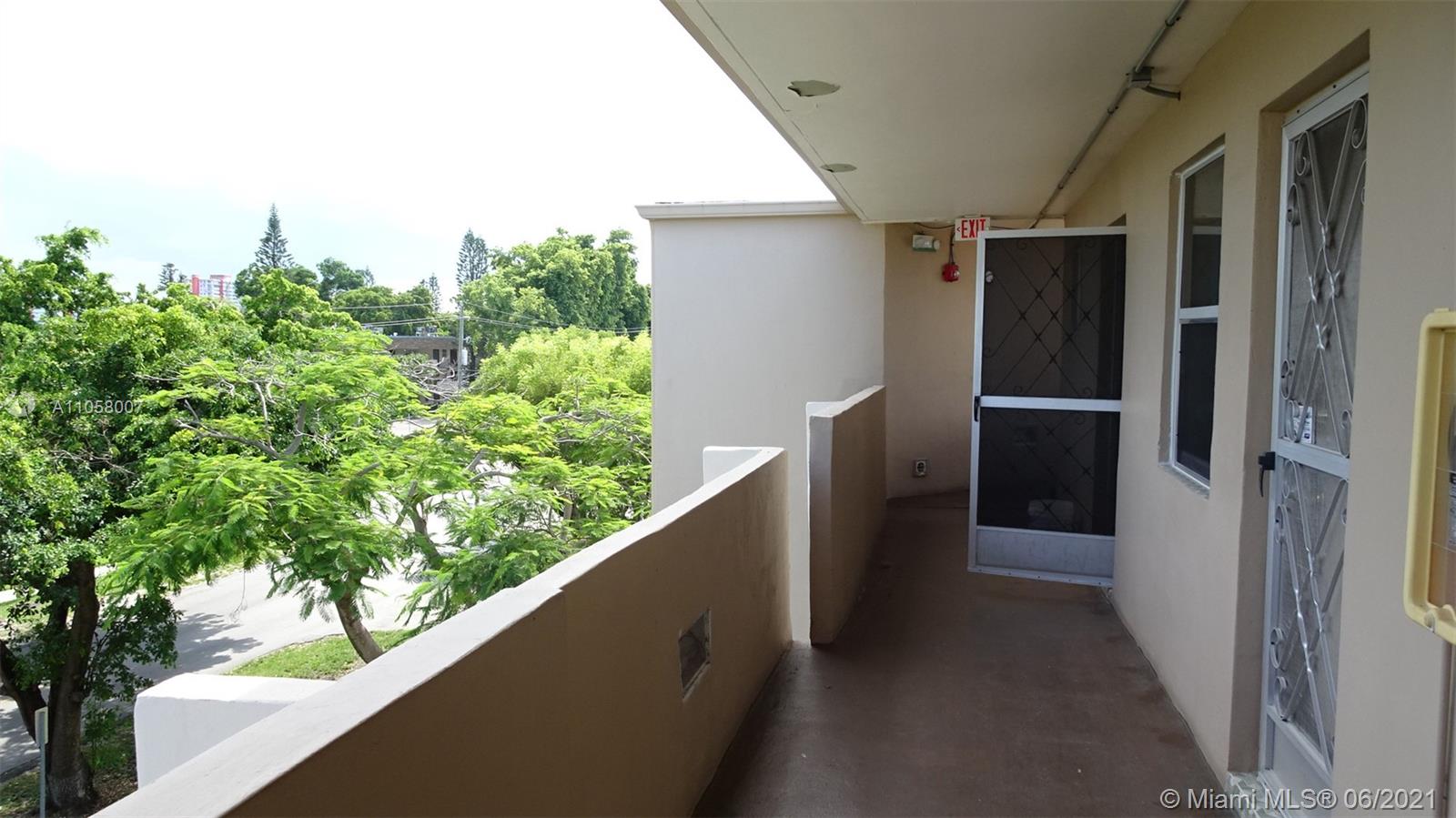 ROLLING GREEN CONDO B - Residential Lease