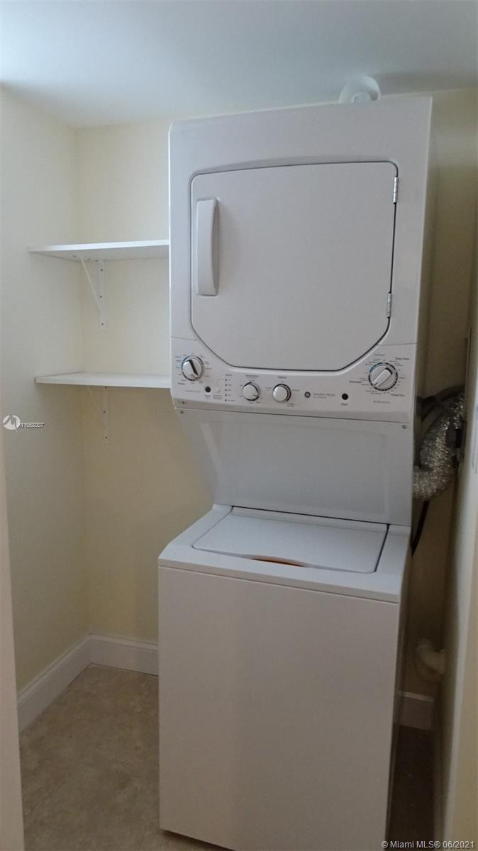 ROLLING GREEN CONDO B - Residential Lease