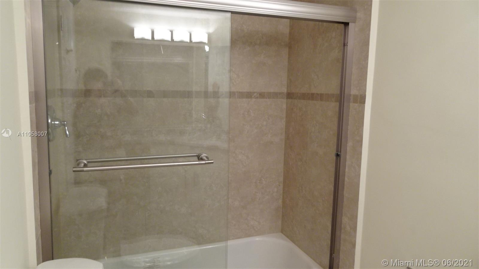 ROLLING GREEN CONDO B - Residential Lease