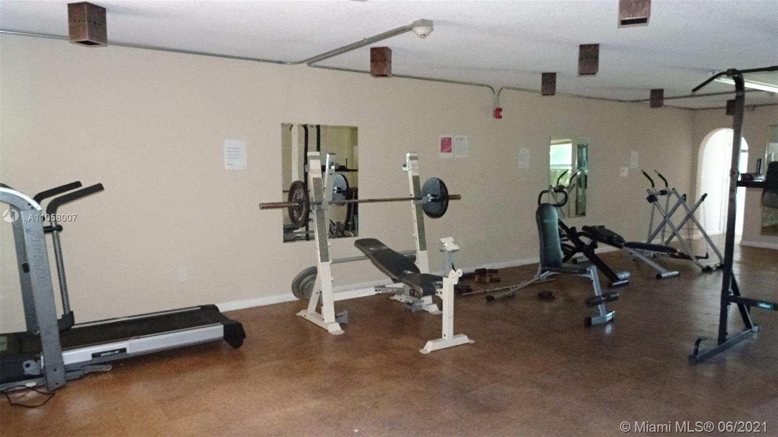 ROLLING GREEN CONDO B - Residential Lease