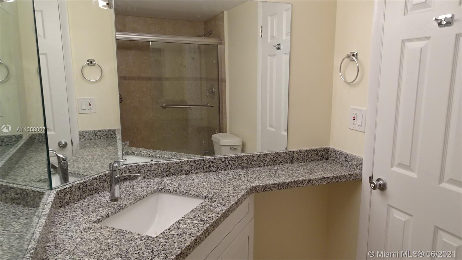 ROLLING GREEN CONDO B - Residential Lease