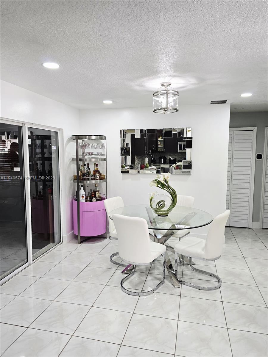 PRINCETONIAN ESTATES - Residential