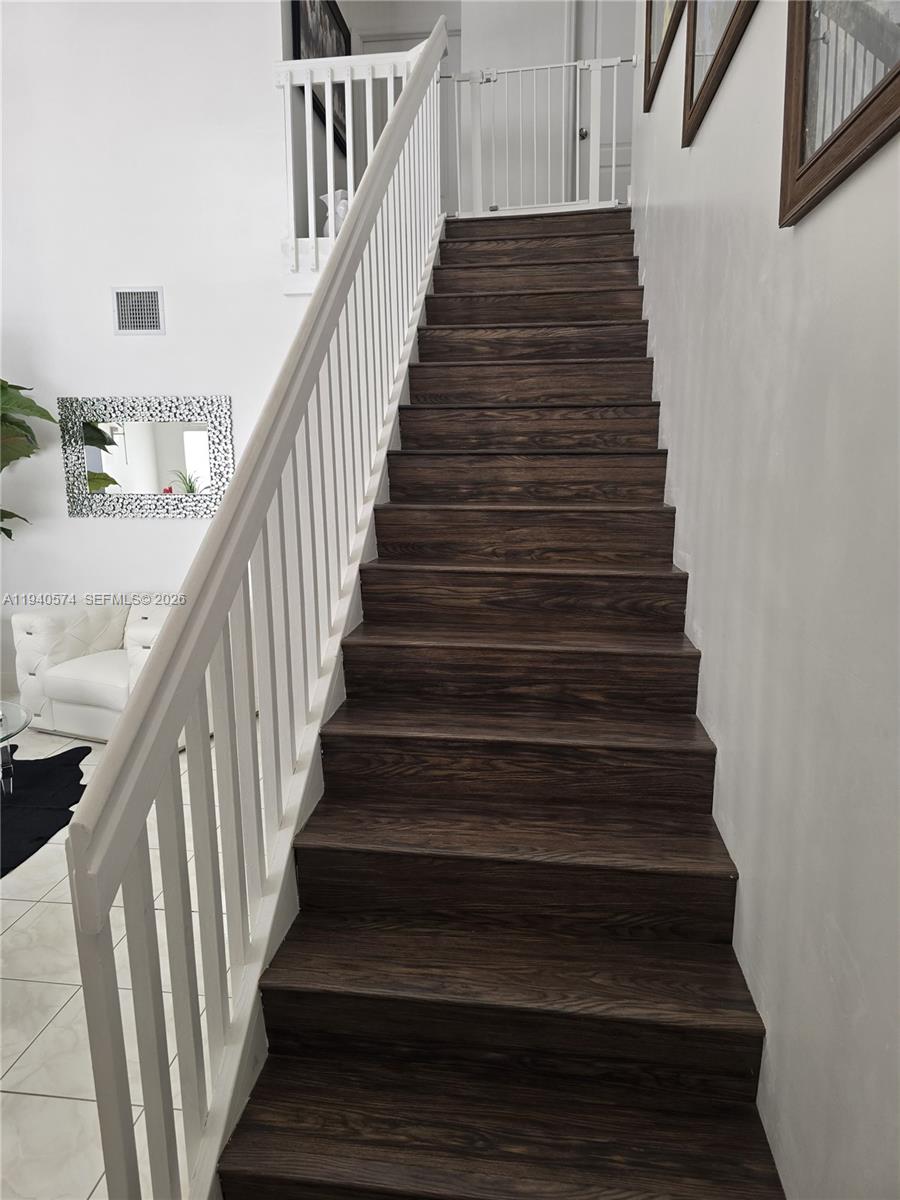 PRINCETONIAN ESTATES - Residential