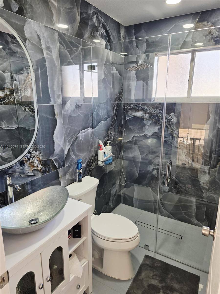 PRINCETONIAN ESTATES - Residential