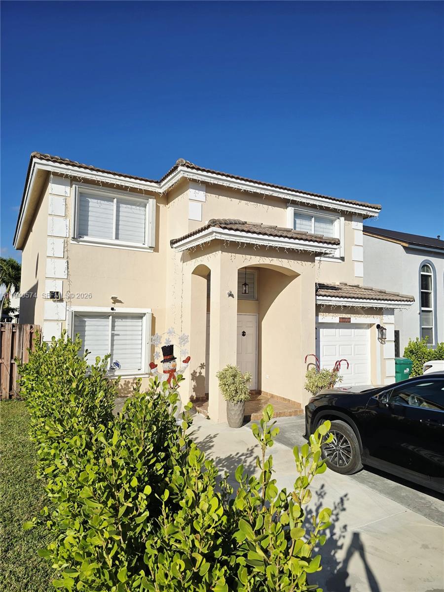 PRINCETONIAN ESTATES - Residential