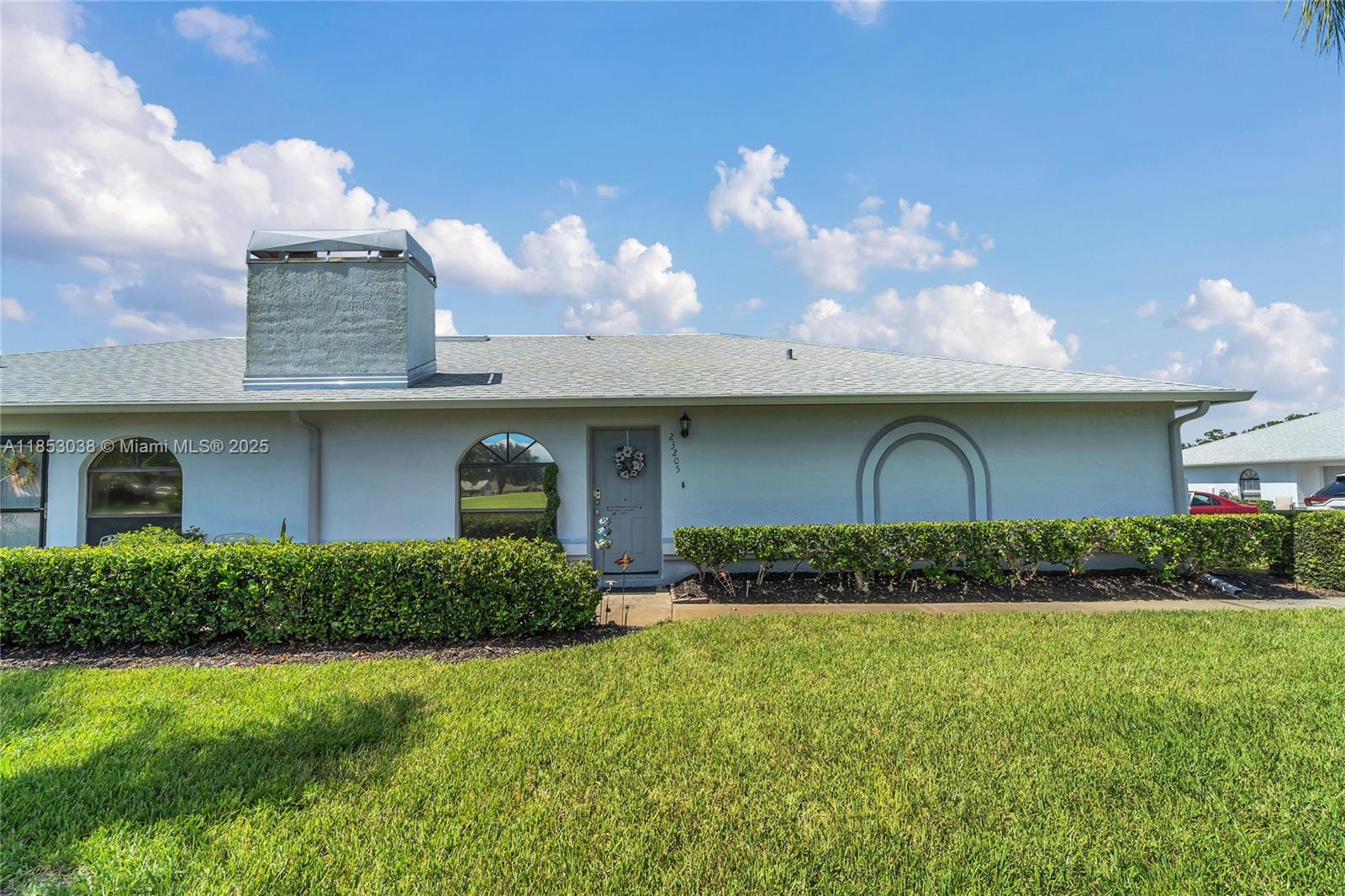 23205 club villas dr