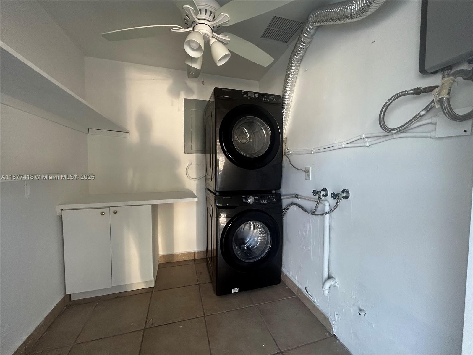 WESTWOOD ESTS 4TH ADDN - Residential