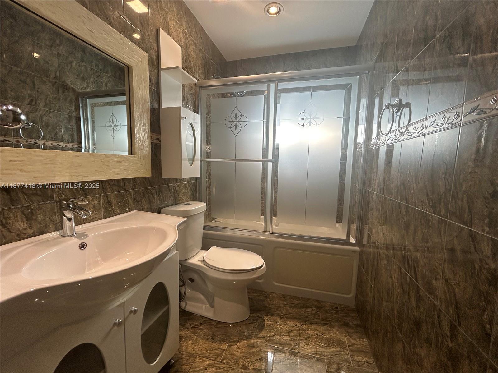 WESTWOOD ESTS 4TH ADDN - Residential