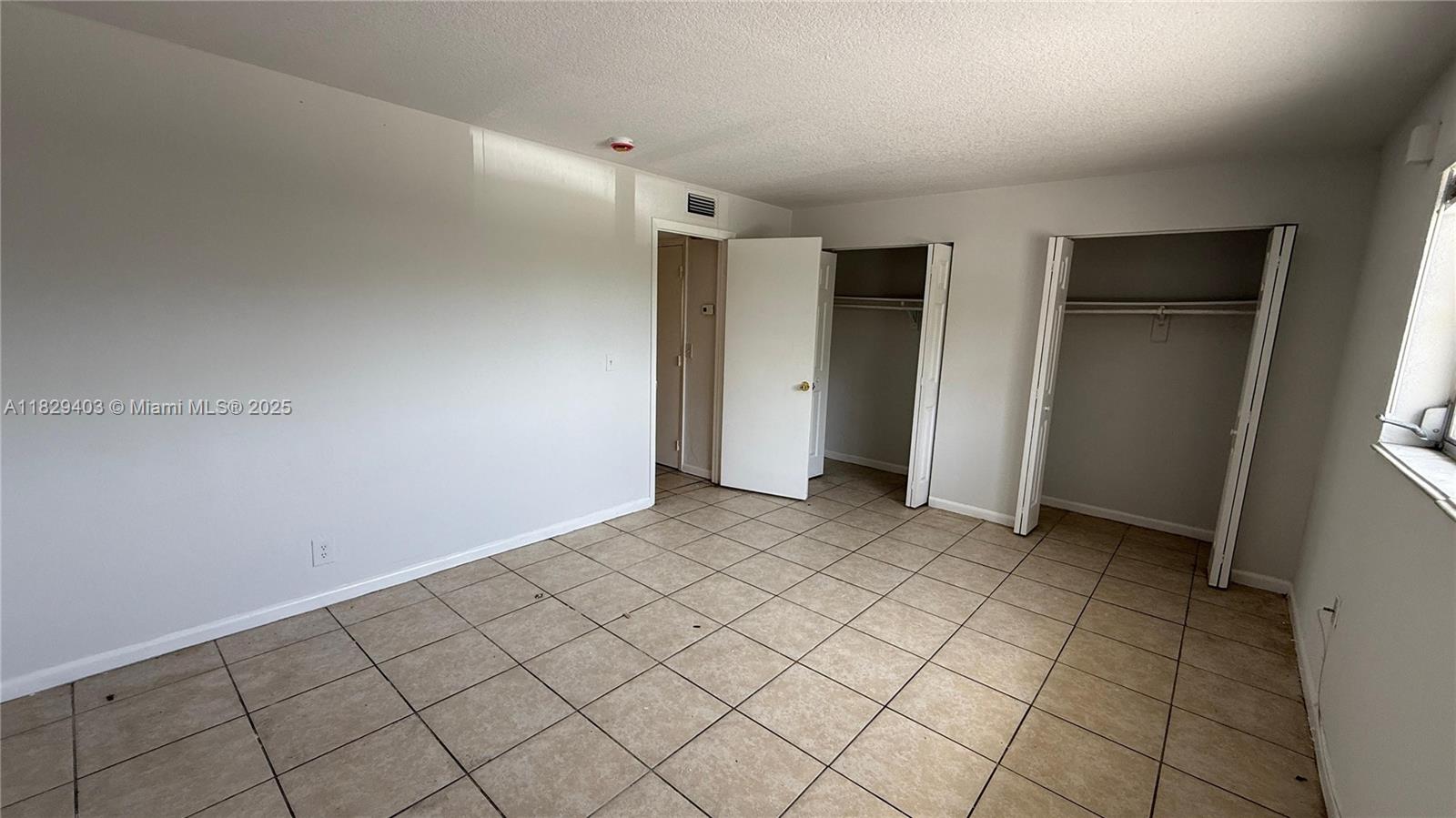 CALYPSO CAY CONDO - Residential Lease