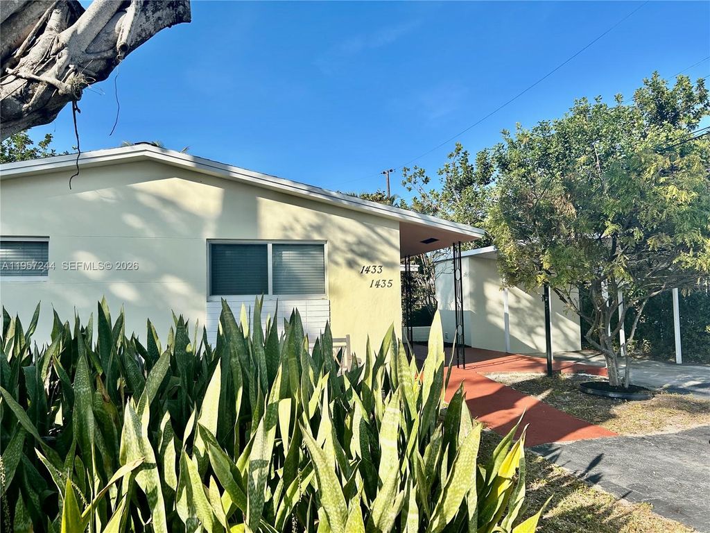 Photo of 1433 NE 22nd St #1, Wilton Manors, FL 33305 (MLS # A11957244)