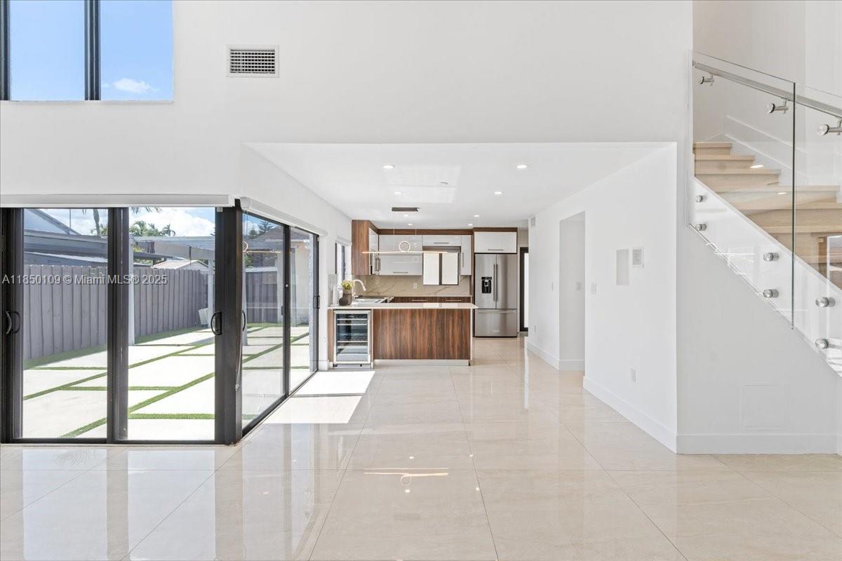 970 NW 106th Ave Cir