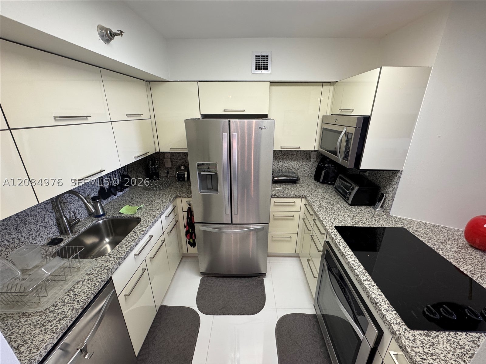 Properties 1 3300 NE 191st St 1710