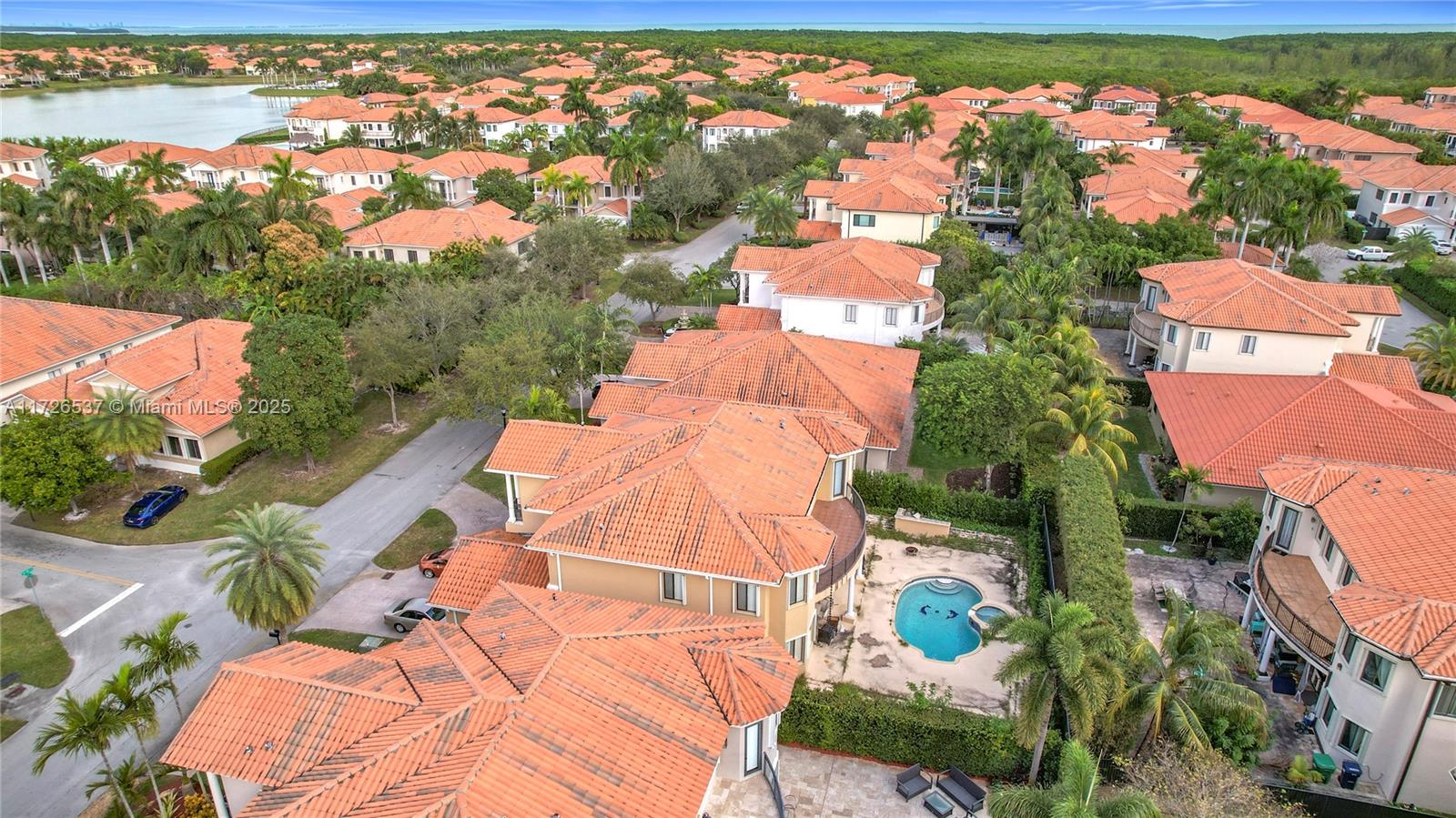 CUTLER CAY - Residential