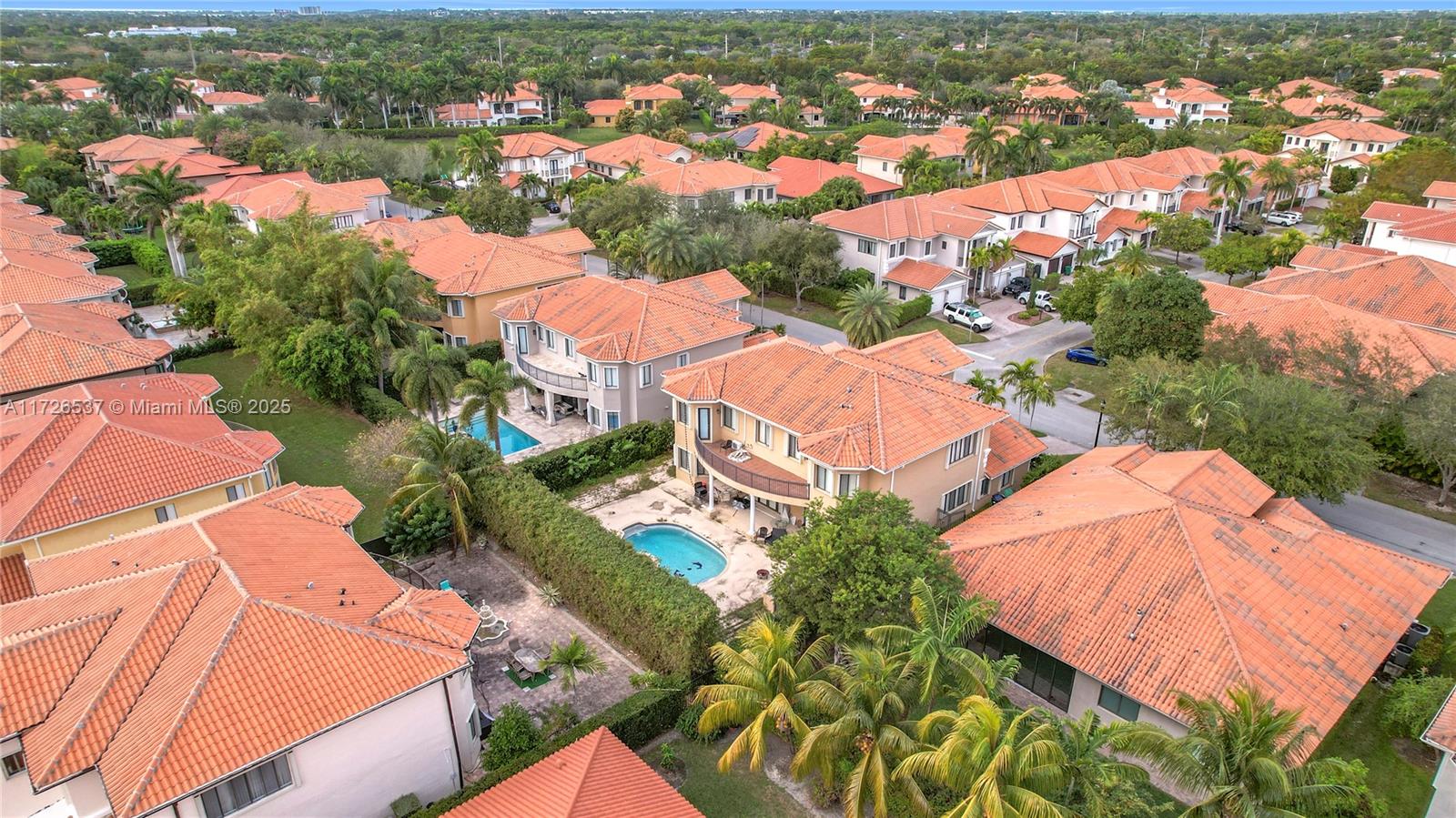 CUTLER CAY - Residential