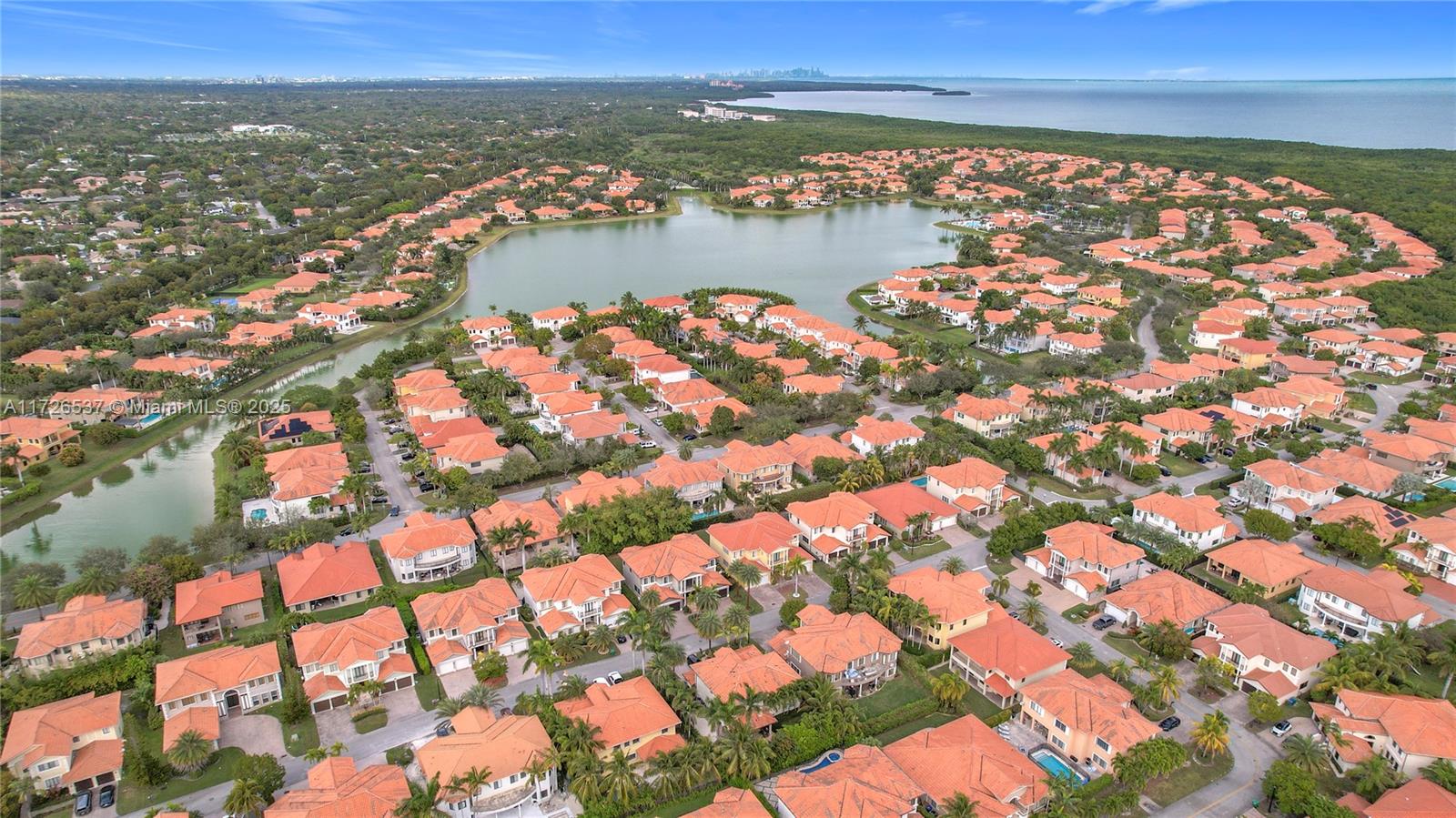 CUTLER CAY - Residential