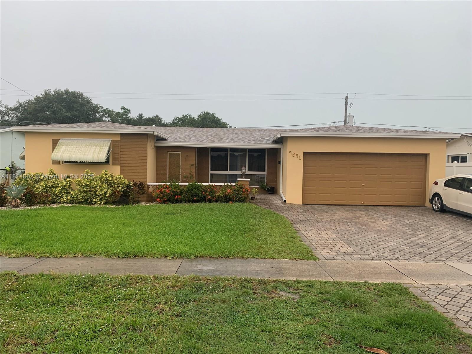 Spacious home within walking distance to top rated schools. Enjoy convenient access to amenities such as shopping, restaurants, Cooper Colony Golf Course, all in close proximity. This home offers a large covered screened patio, a fenced yard, updated kitchen cabinets and a new roof (installed 2024).