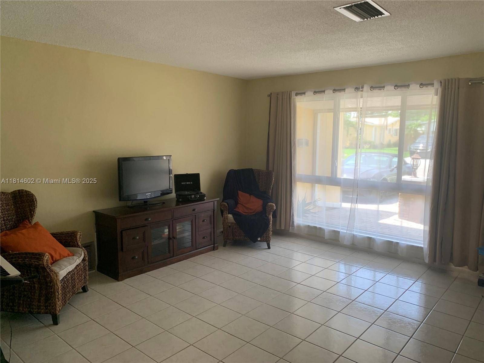 9280 SW 55th St