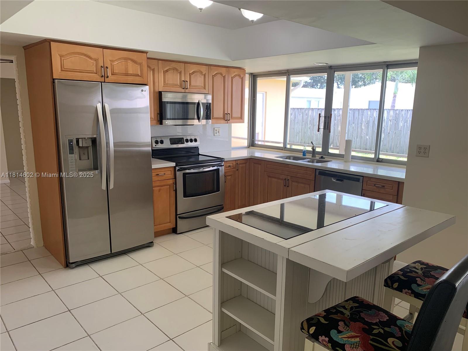 9280 SW 55th St