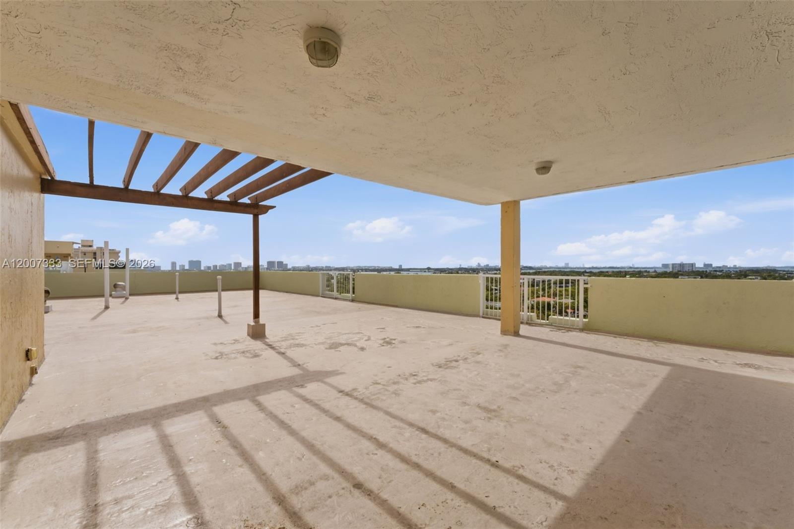 KEYSTONE TOWERS CONDO - Residential