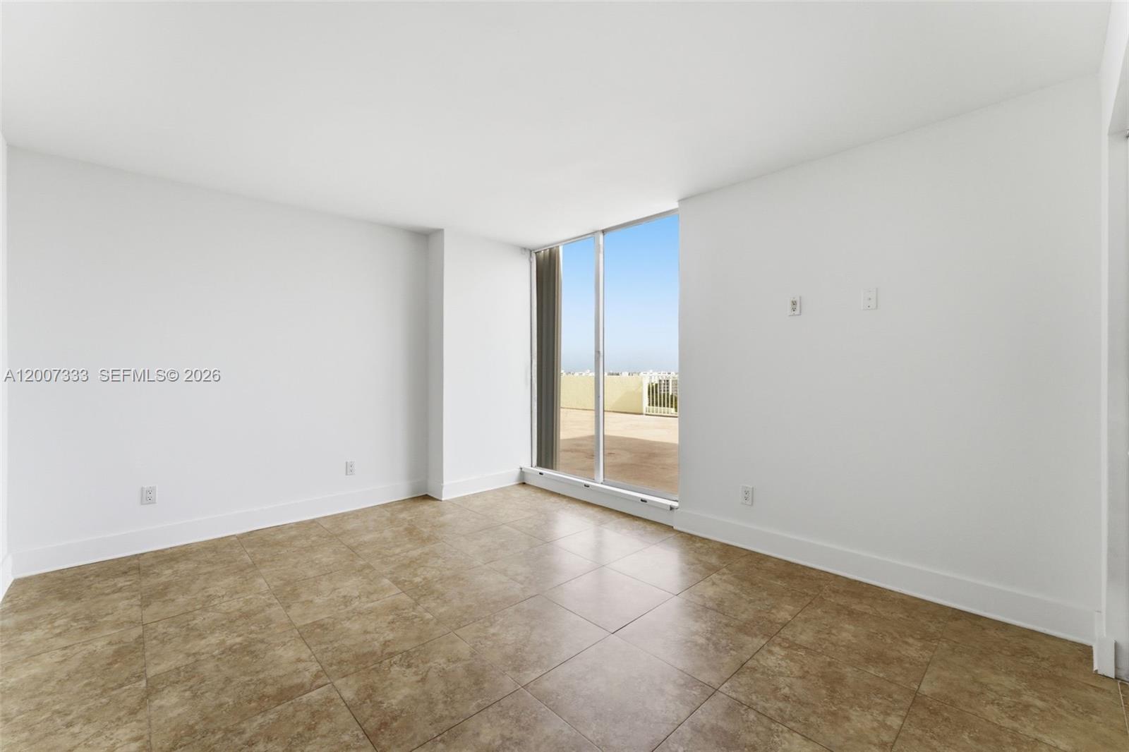 KEYSTONE TOWERS CONDO - Residential