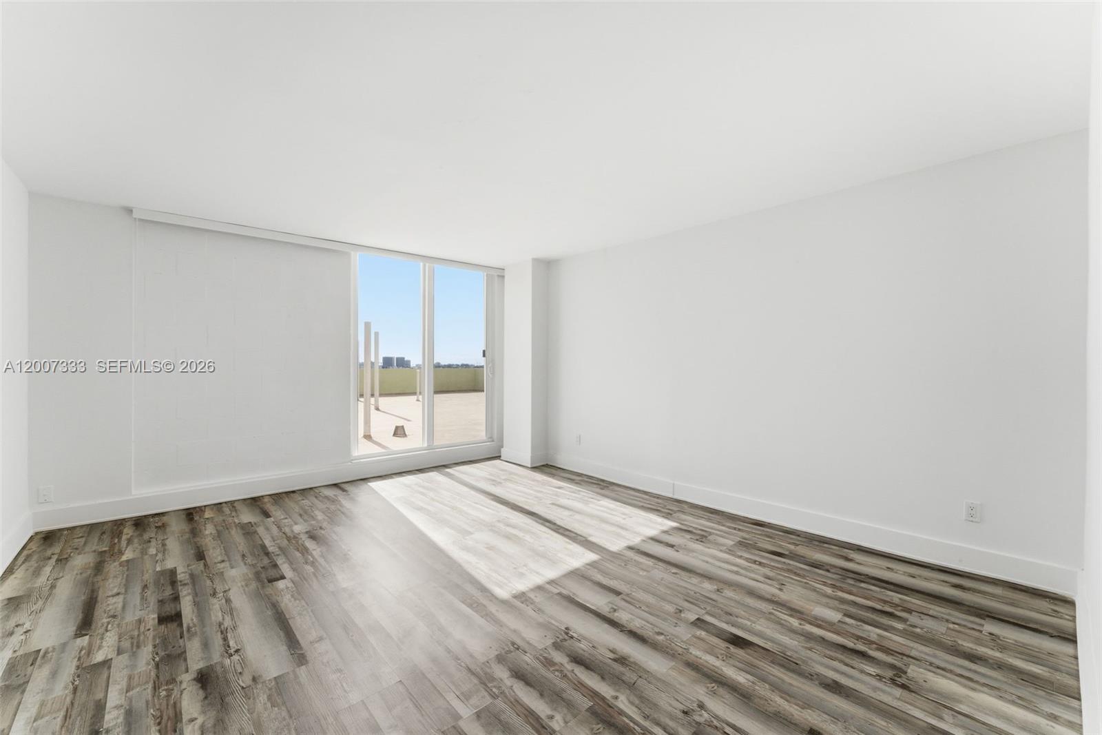 KEYSTONE TOWERS CONDO - Residential