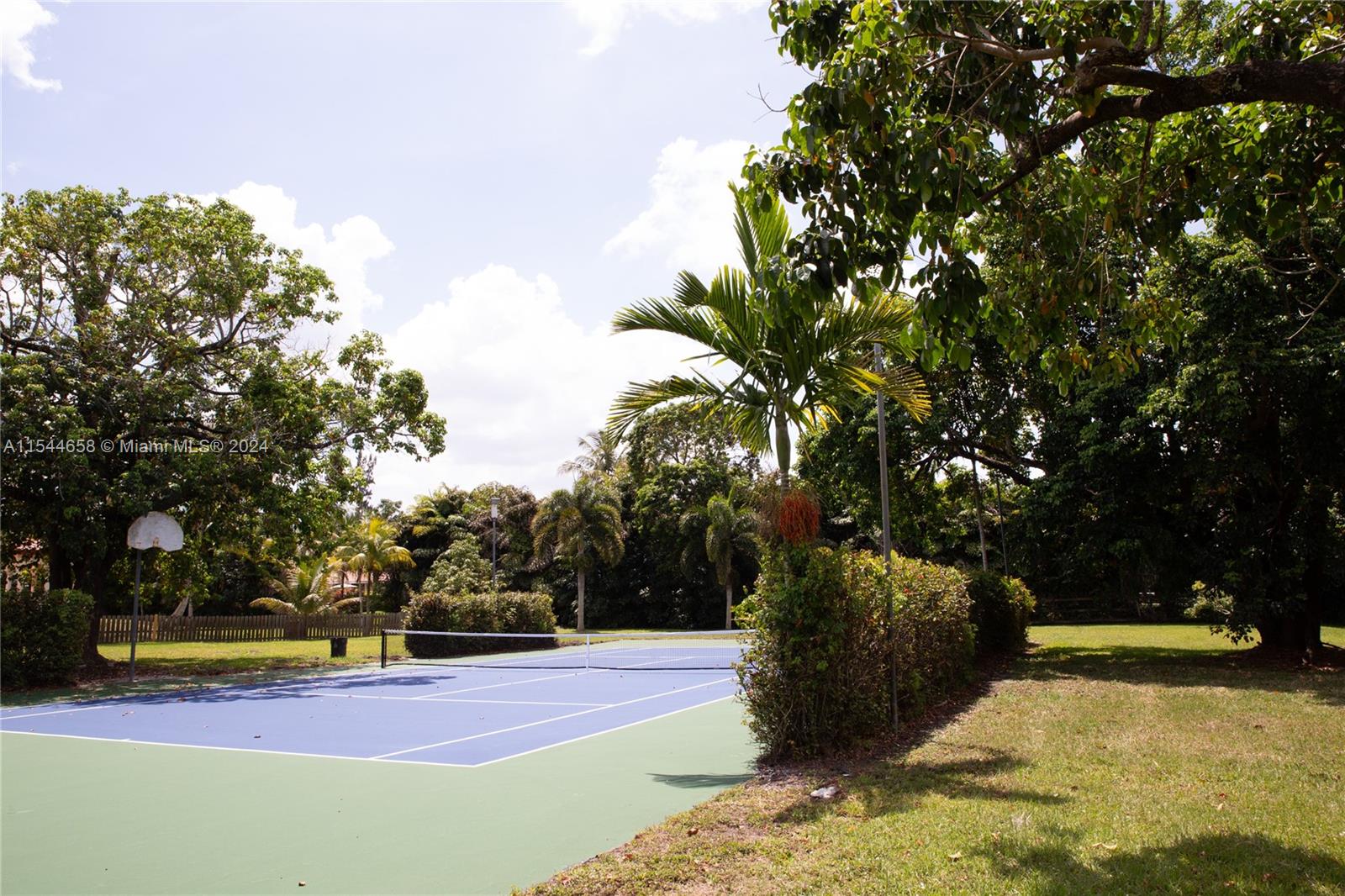 FLA FRUIT LANDS CO - Residential