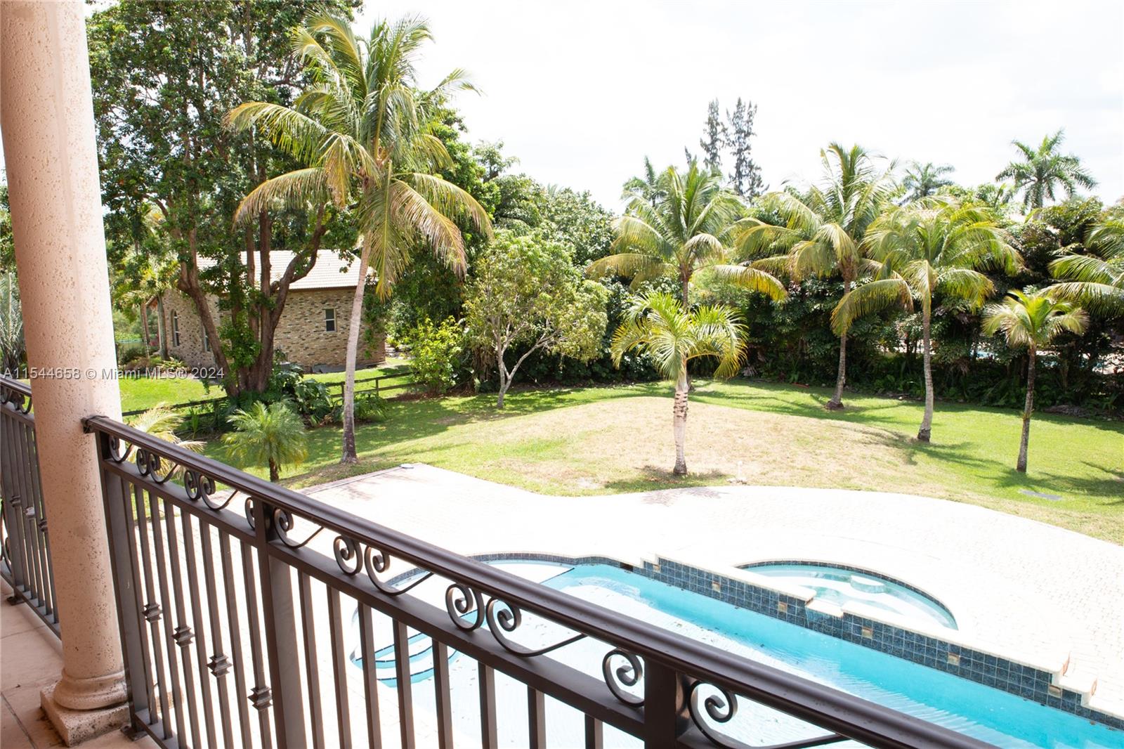 FLA FRUIT LANDS CO - Residential